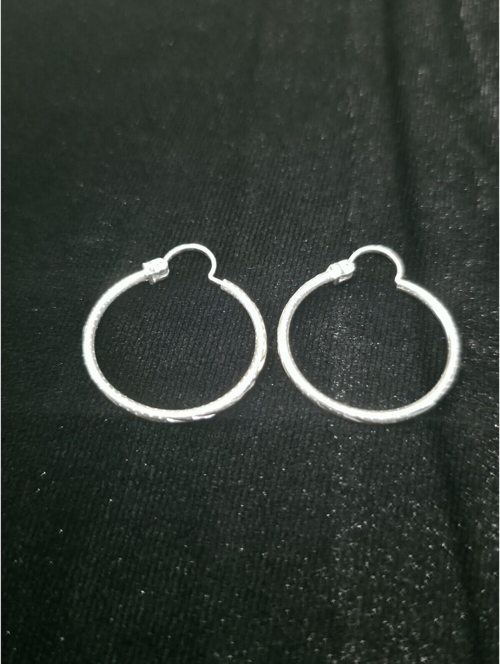 1" Diamond Cut Sterling Silver Hoops - Picture 7 of 7